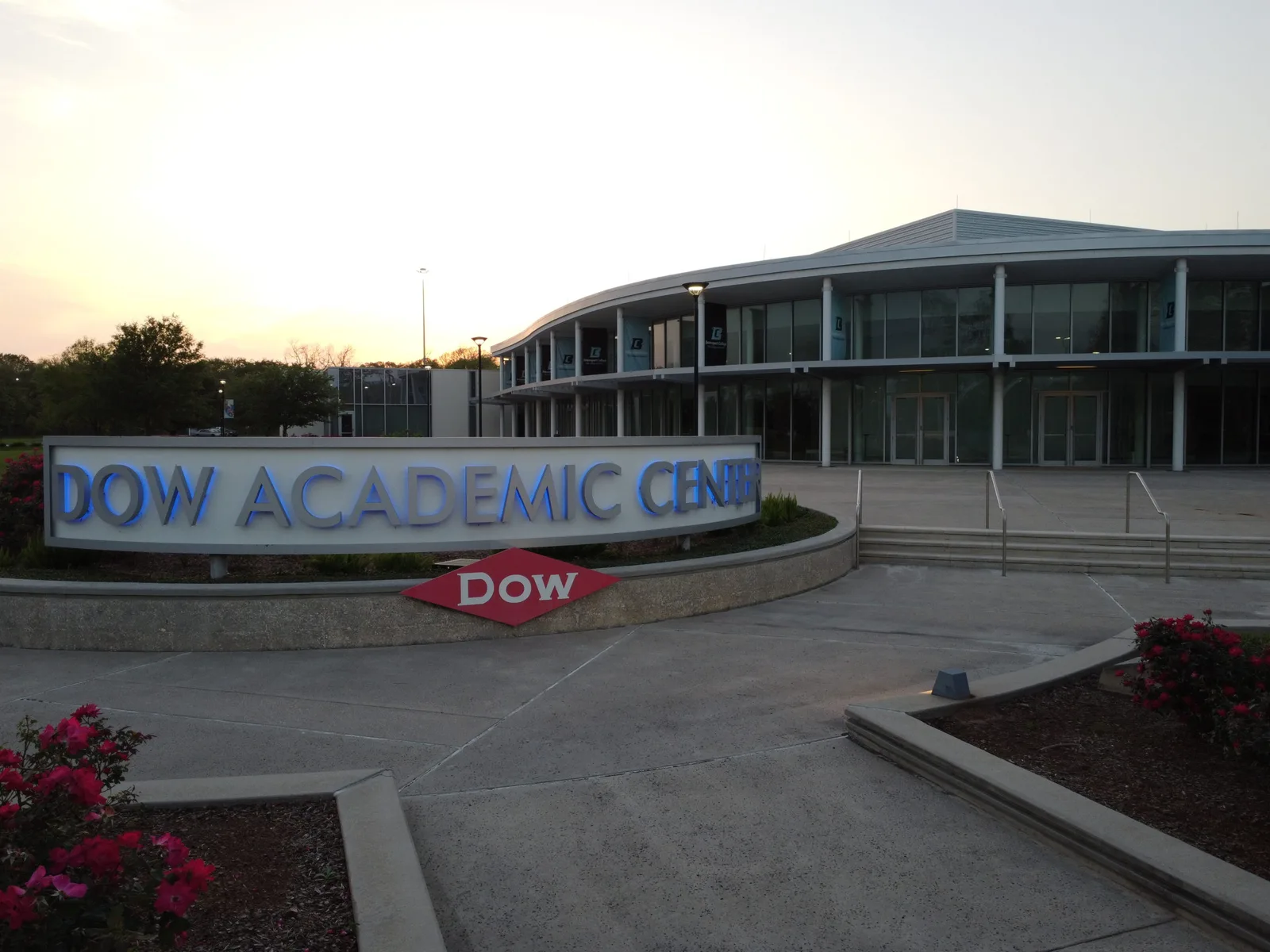 The Dow Academic Center